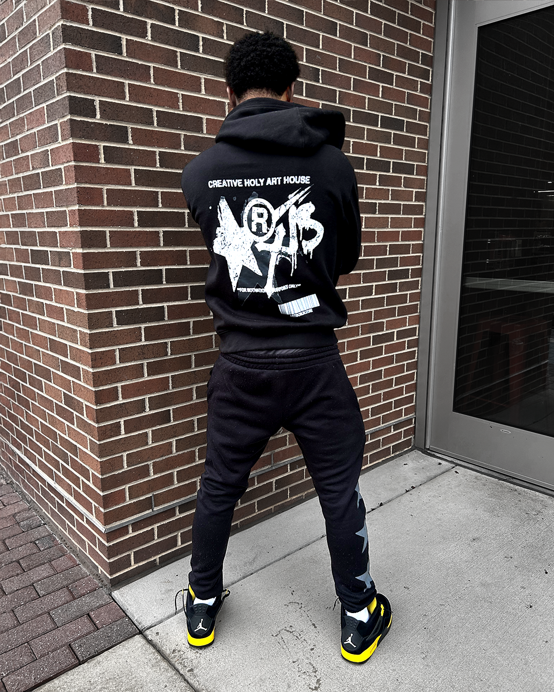 ARTIS™ ARTISTIC FRAME HOOD